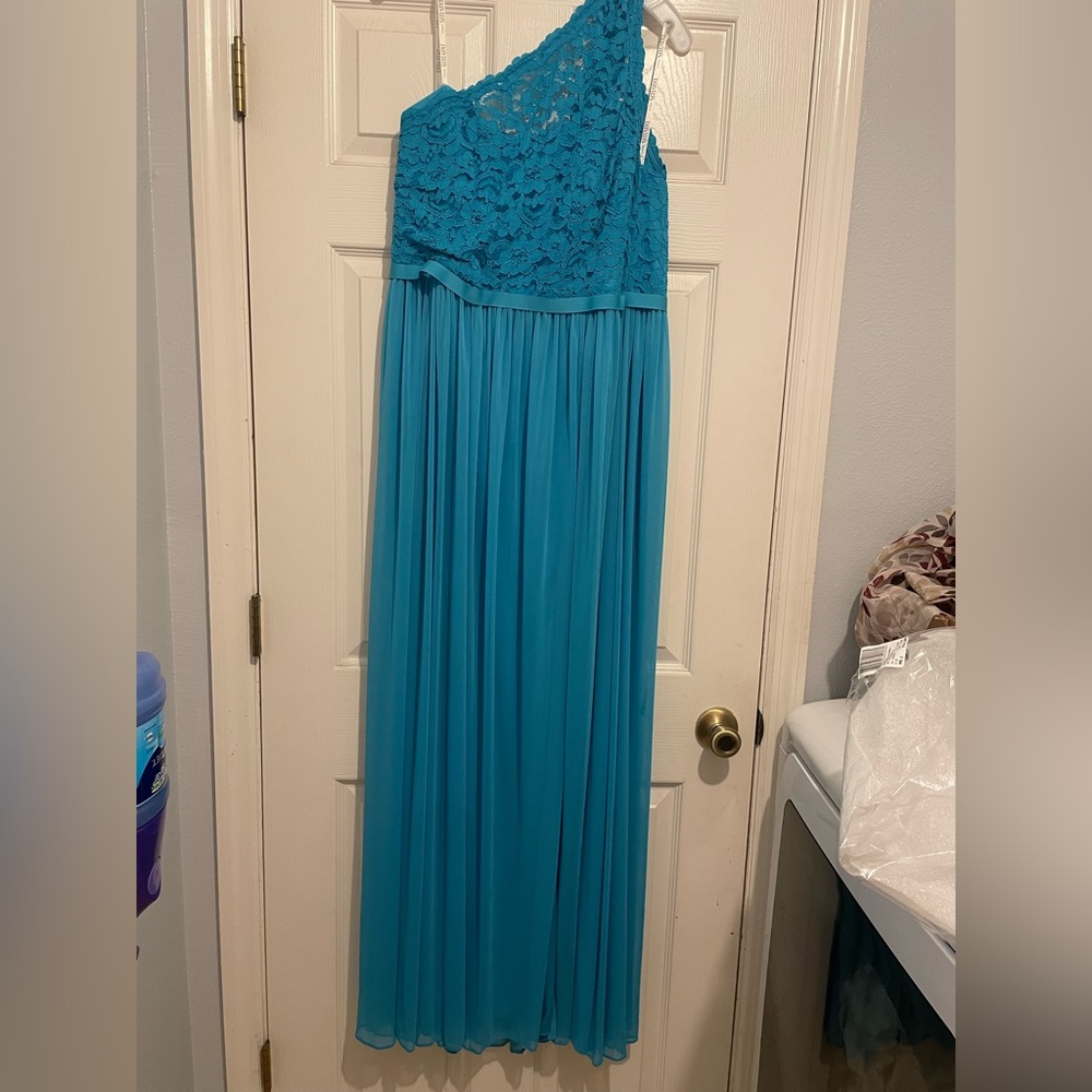 David’s Bridal Bridesmaid Dress, NWT